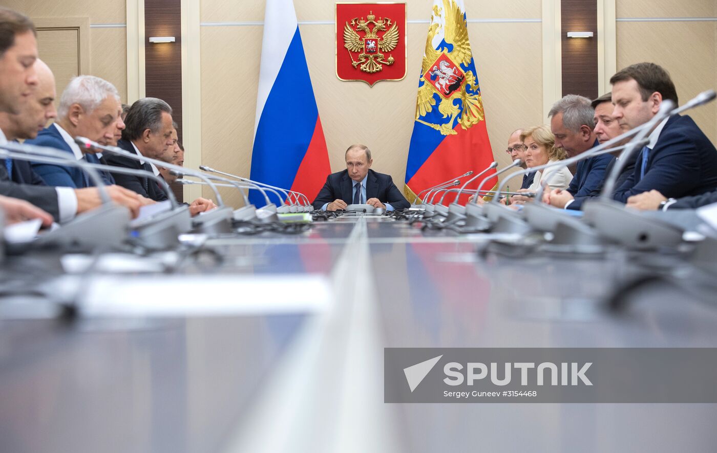 President Vladimir Putin holds meeting with Government members