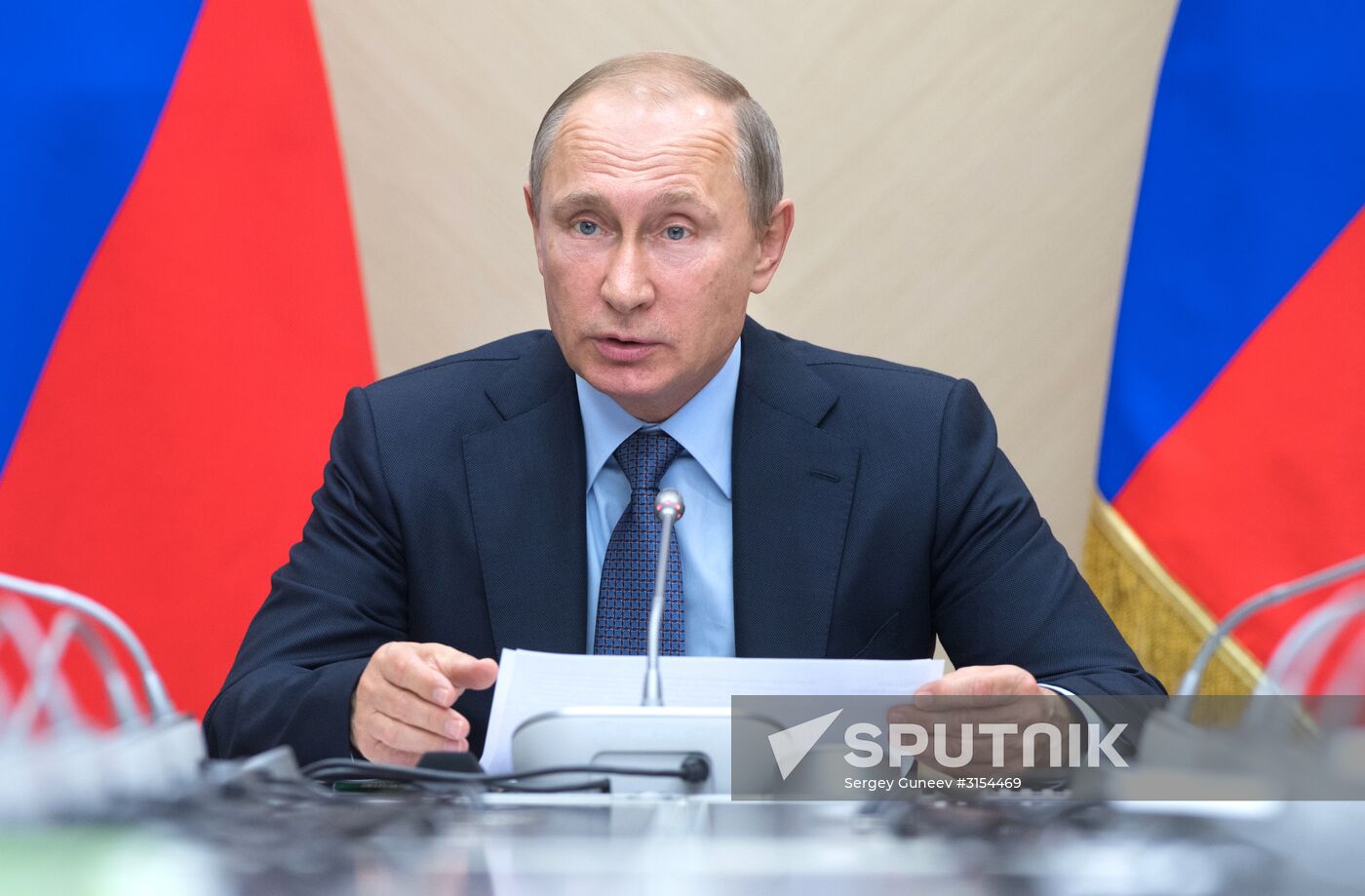 President Vladimir Putin holds meeting with Government members