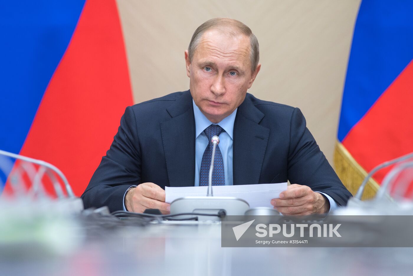 President Vladimir Putin holds meeting with Government members