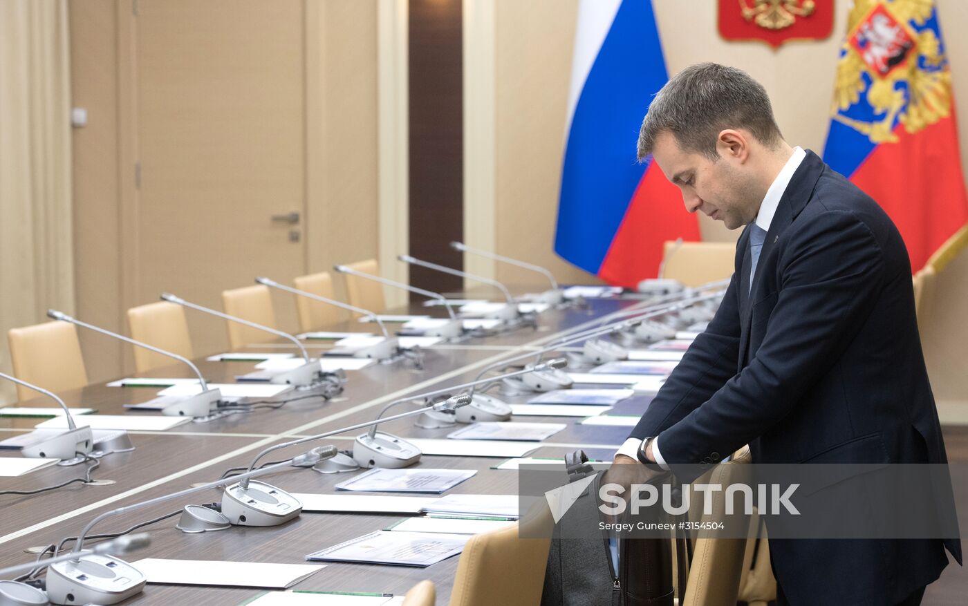President Vladimir Putin holds meeting with Government members