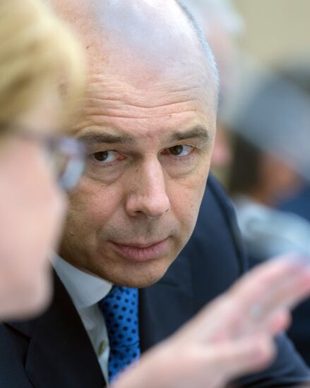 President Vladimir Putin holds meeting with Government members