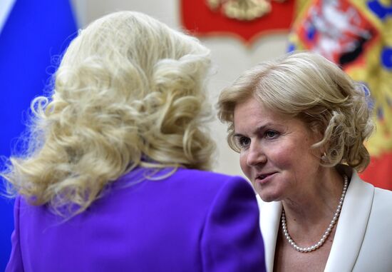 President Vladimir Putin holds meeting with Government members