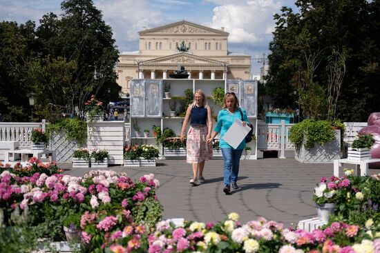 "Summer in Moscow. Flower jam" festival opens in Moscow.