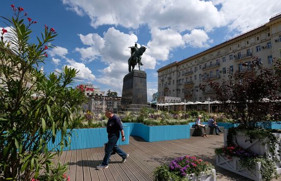 "Summer in Moscow. Flower jam" festival opens in Moscow