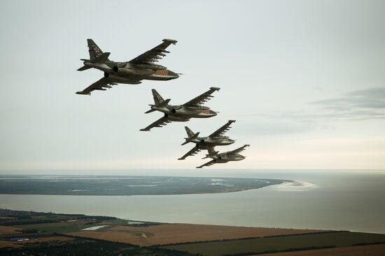 Flight training of Sukhoi SU-25 crews in Primorsko-Akhtarsk