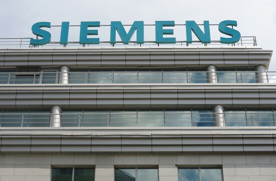 Siemens suspends power equipment supply to Russia