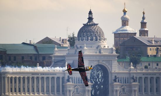 Preparing for Red Bull Air Race stage in Kazan