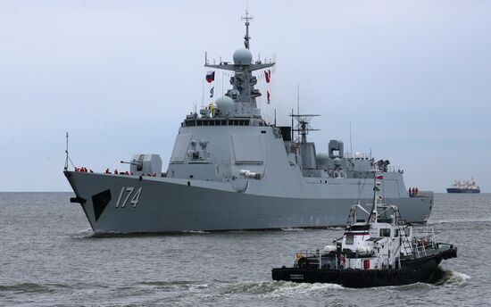 Three Chinese Navy ships arrive in Baltiysk
