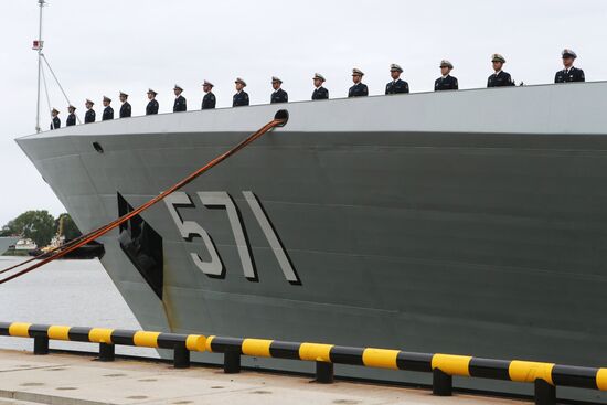 Three Chinese Navy ships arrive in Baltiysk