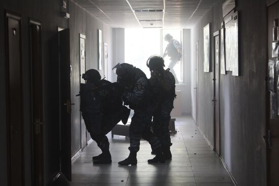 Anti-terrorist exercise in Lugansk