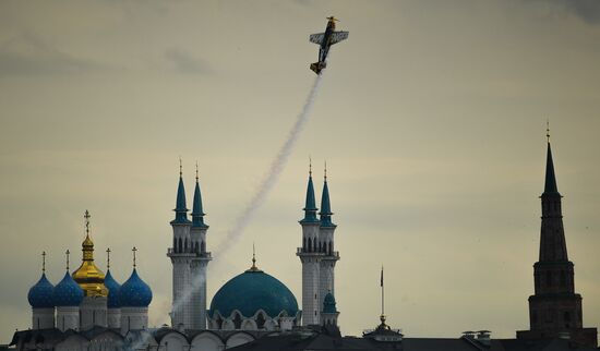 Preparing for Red Bull Air Race stage in Kazan