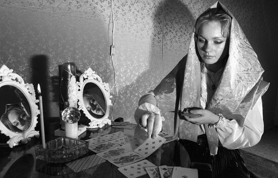 Vedi fortune-telling salon