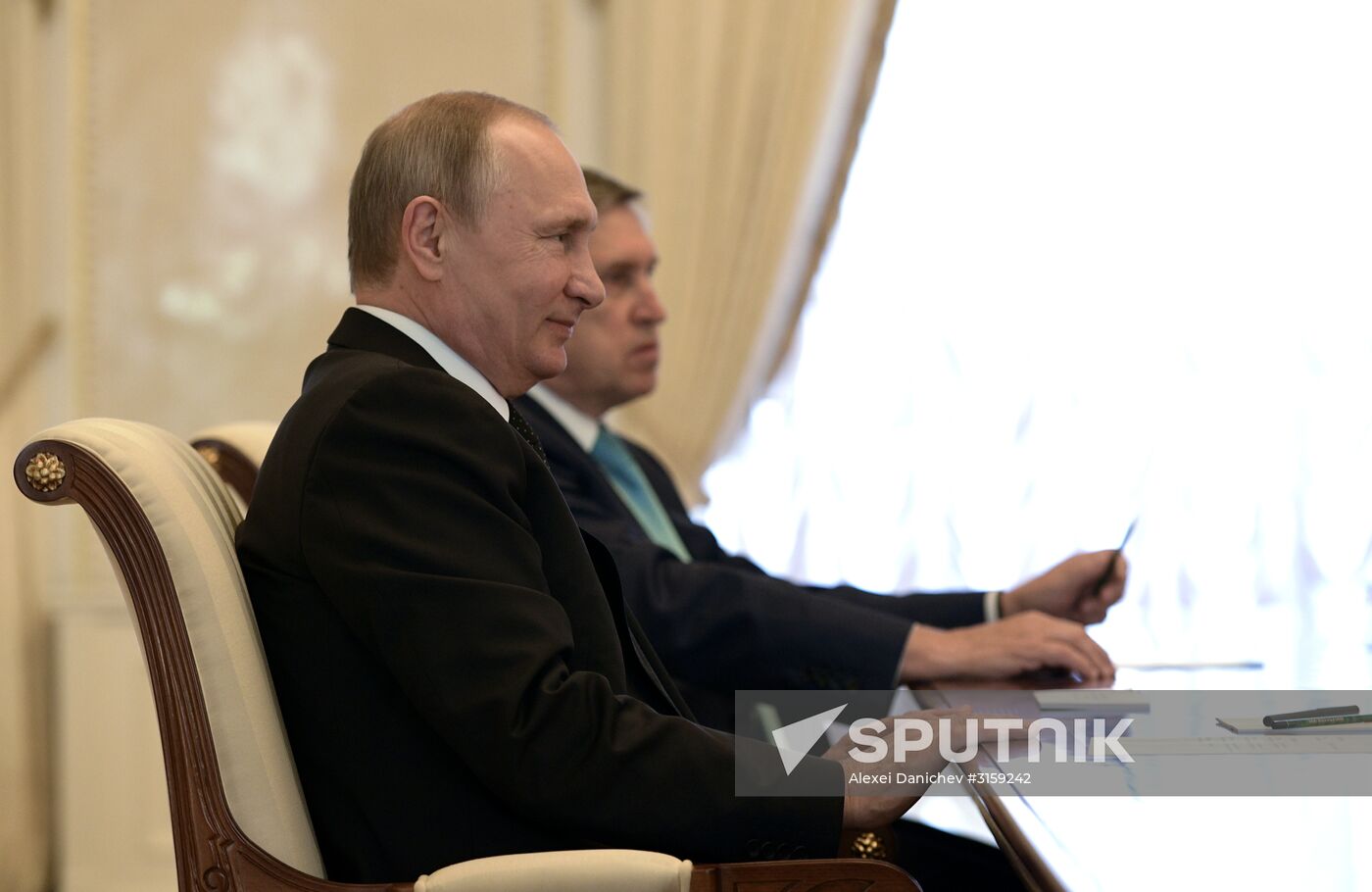 Russian President Vladimir Putin meets with Vice President of Iraq Nouri al-Maliki