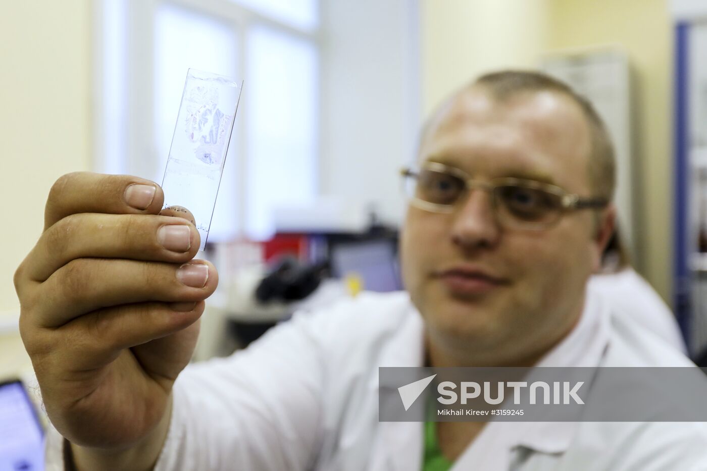 Producing reagents and medical equipment for early cancer detection