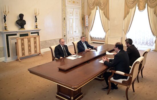 Russian President Vladimir Putin meets with Vice President of Iraq Nouri al-Maliki