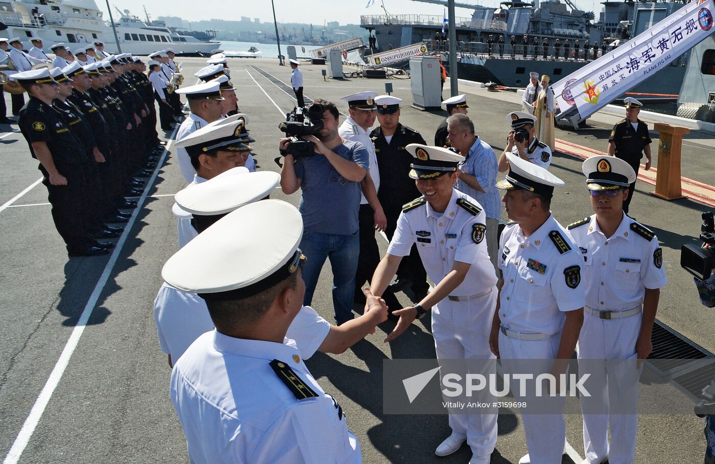 Chinese corvette Huangshi arrives in Vladivostok