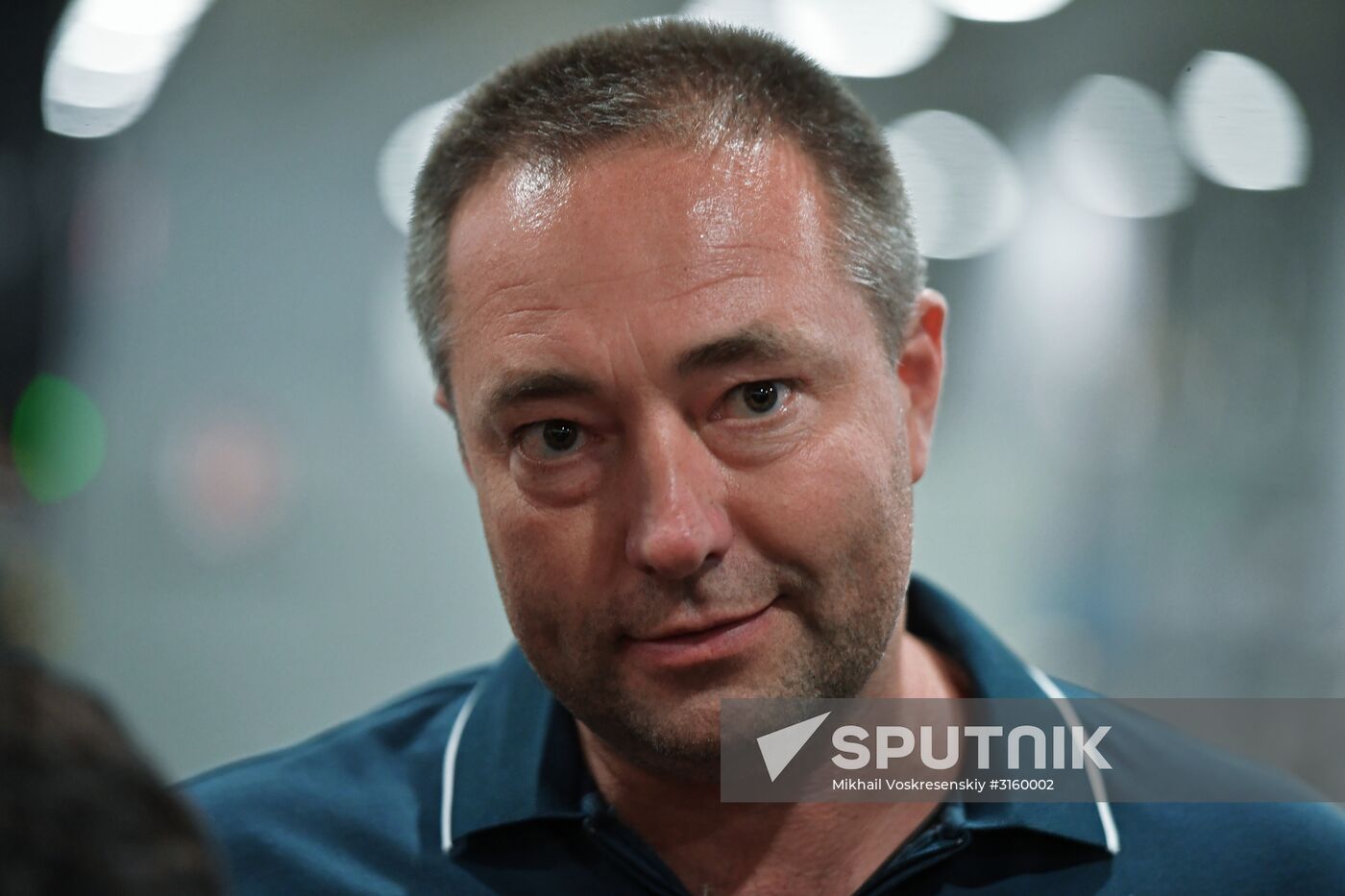 Sergei Ukhanov and his daughter Liza arrive in Moscow