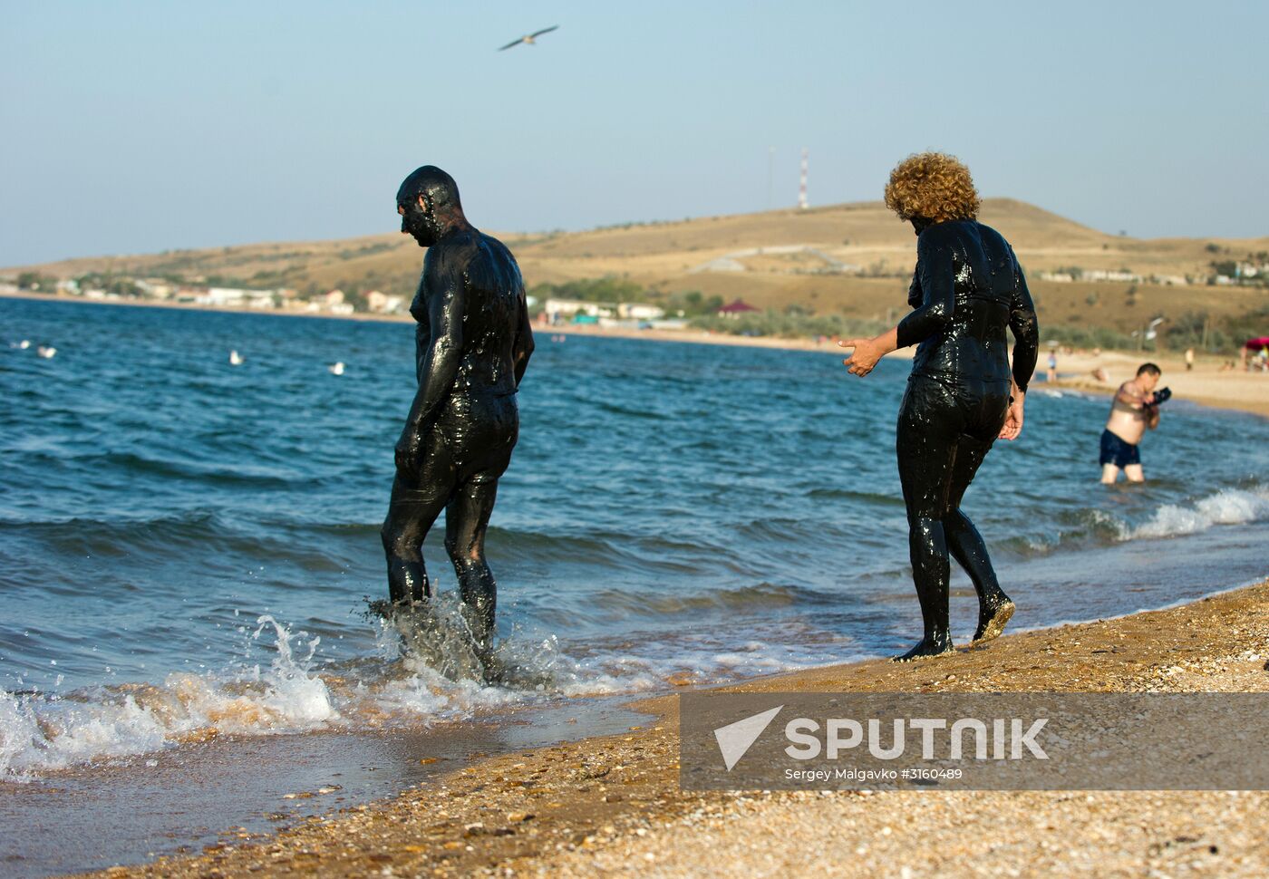 Vacation on Sea of Azov in Crimea