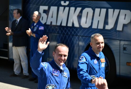 Launch of Soyuz MS-05 manned spaceflight with ISS Expedition 52/53 crew members