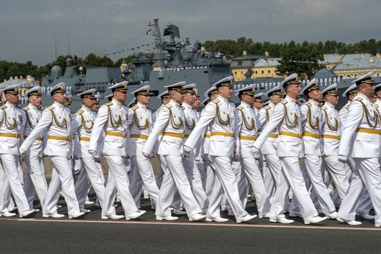 Dress rehearsal of Navy Day Parade in St. Petersburg