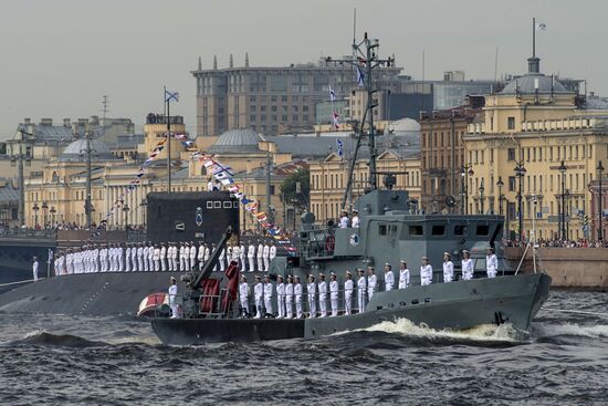 Dress rehearsal of Navy Day Parade in St. Petersburg