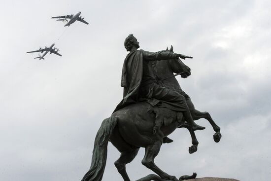 Dress rehearsal of Navy Day Parade in St. Petersburg
