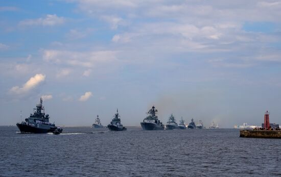Final practice of Navy Day Parade in Kronstadt