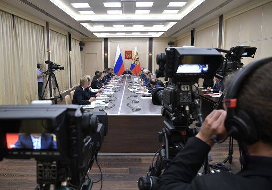 President Vladimir Putin holds meeting with Government members