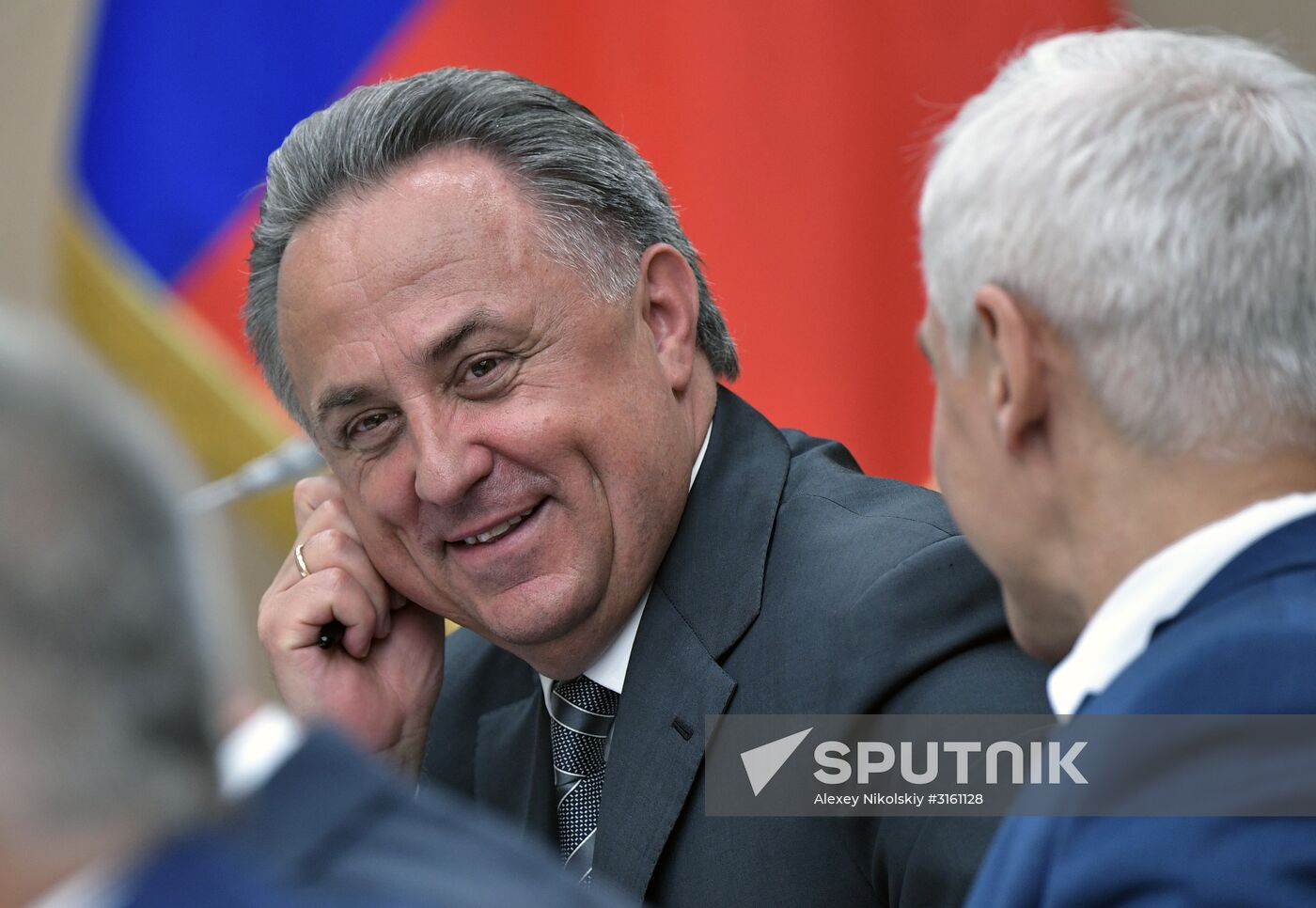 President Vladimir Putin chairs Government meeting