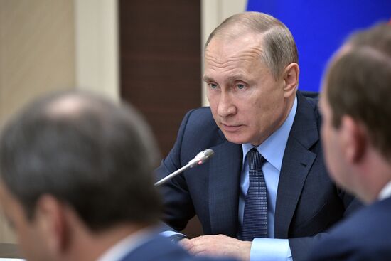 President Vladimir Putin holds meeting with Government members
