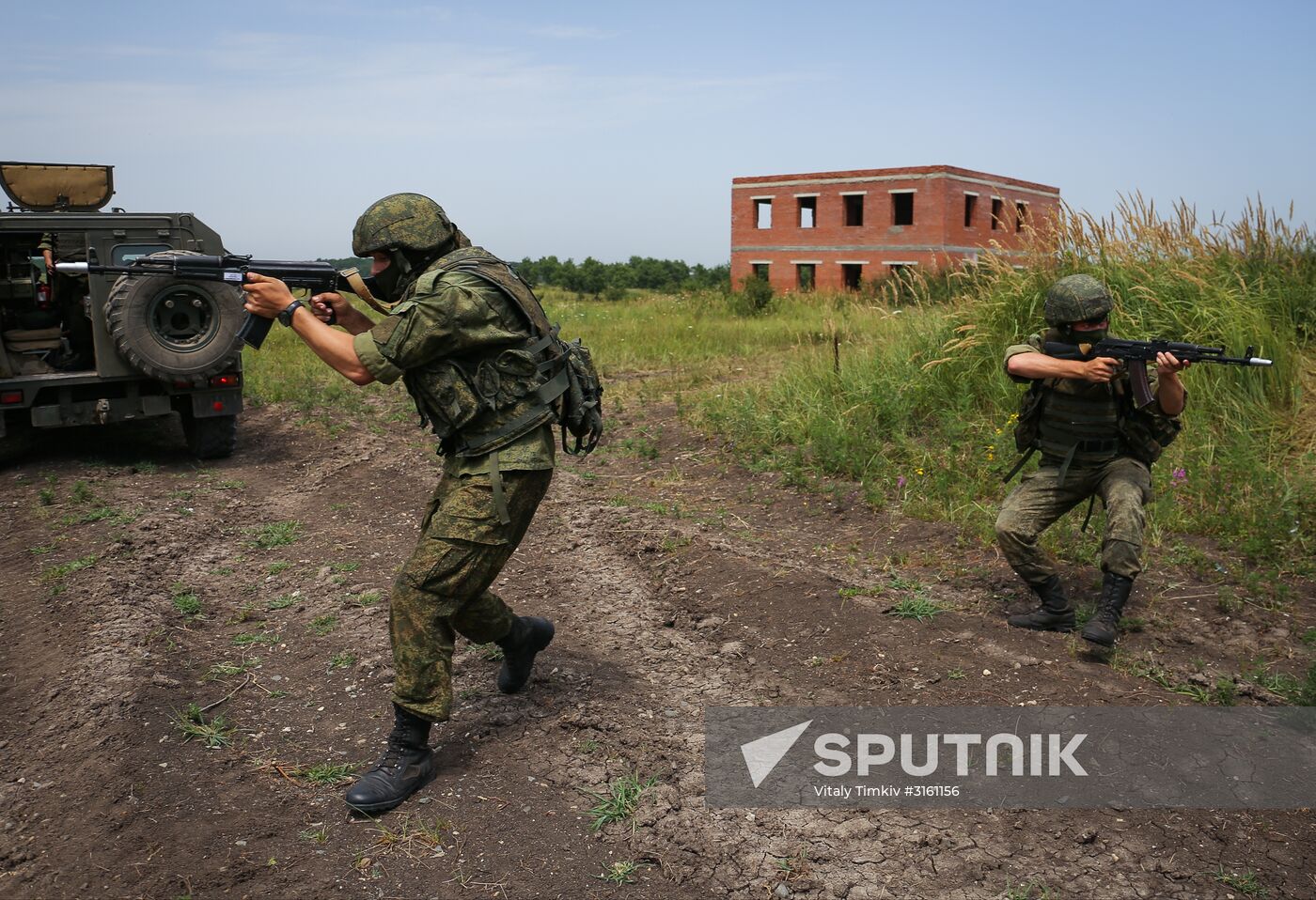 Tactical drill with Southern Military District special force units
