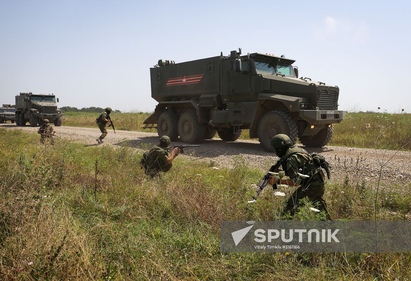 Tactical drill with Southern Military District special force units