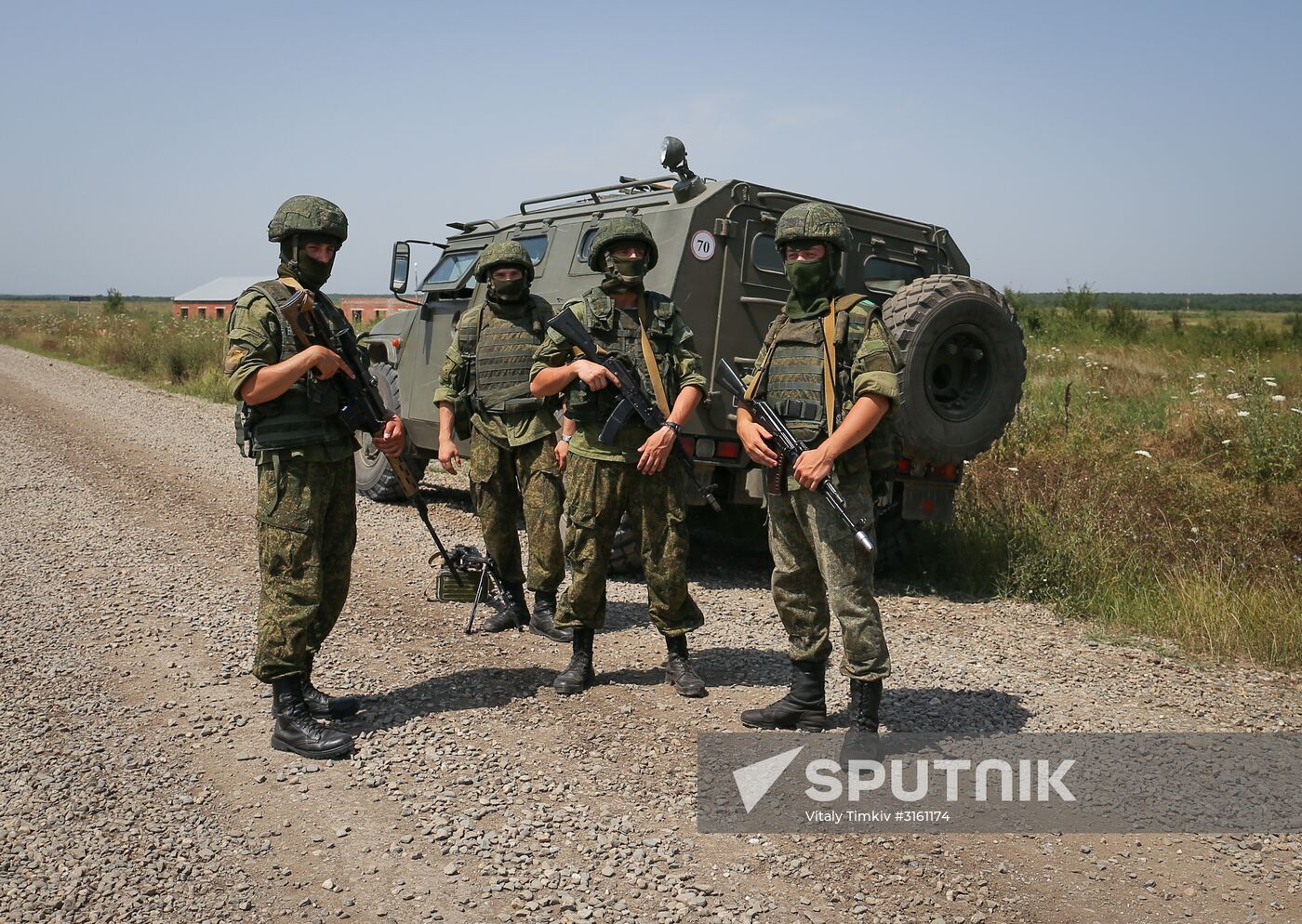 Tactical drill with Southern Military District special force units