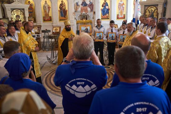 Welcoming ceremony for Blue Necklace of Russia 2017 expedition in Sevastopol