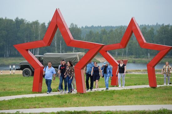 Tank Biathlon Stage 1: Individual race. Day One