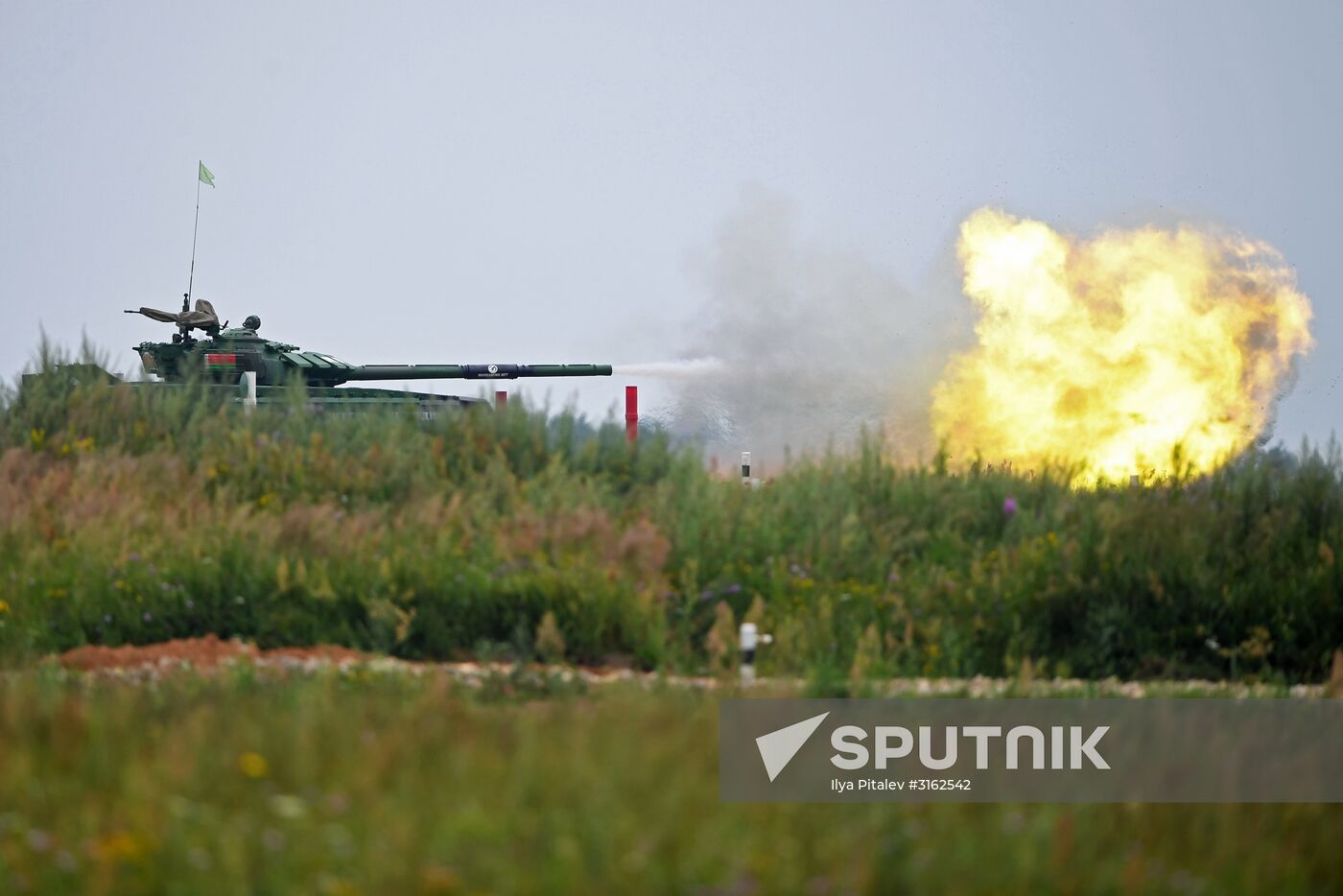 Tank Biathlon Stage 1: Individual race. Day One