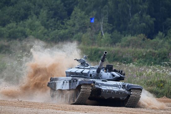 Tank Biathlon Stage 1: Individual race. Day One