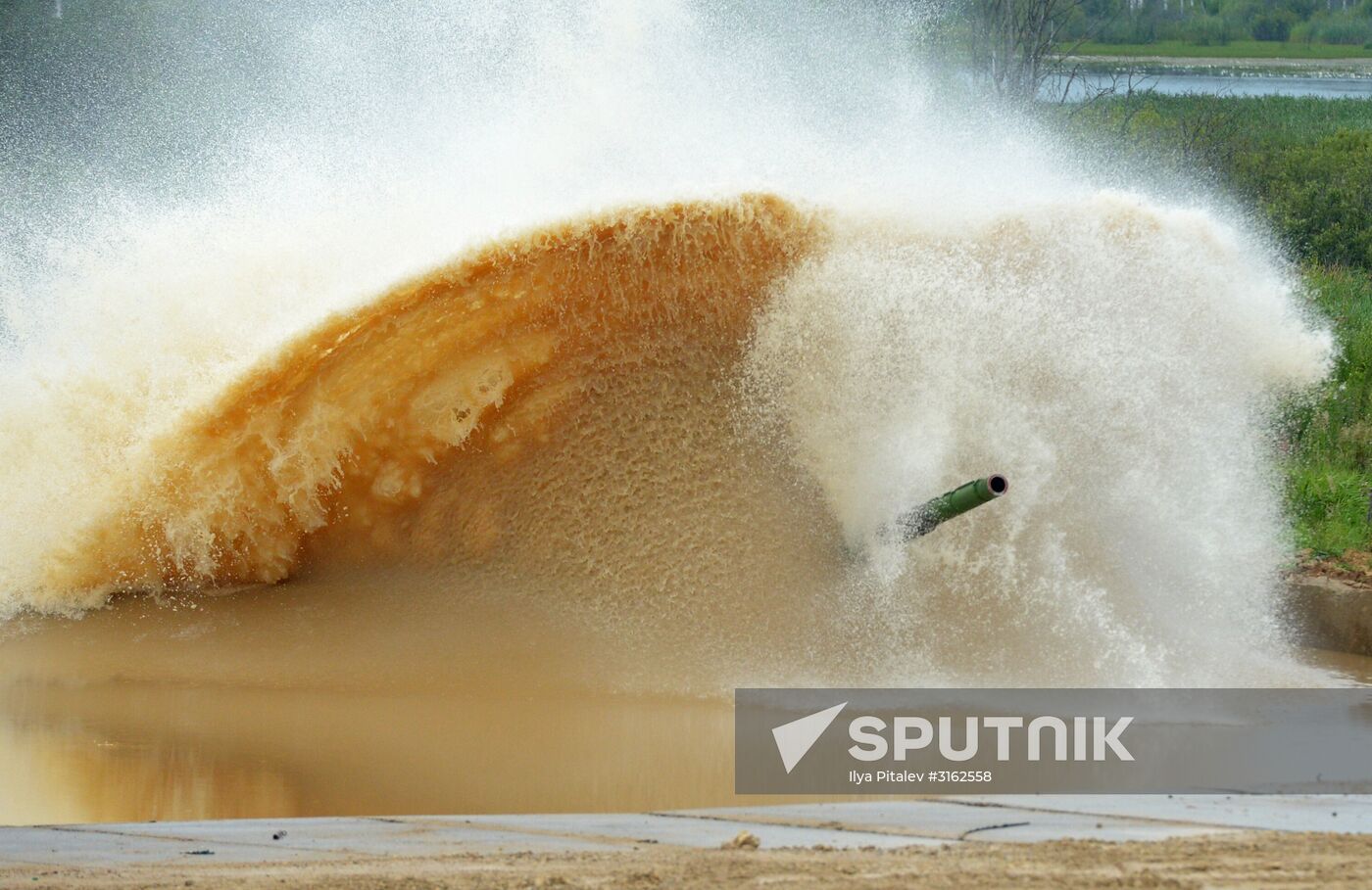 Tank Biathlon Stage 1: Individual race. Day One