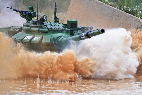 Tank Biathlon Stage 1: Individual race. Day One