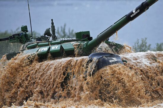 Tank Biathlon Stage 1: Individual race. Day One