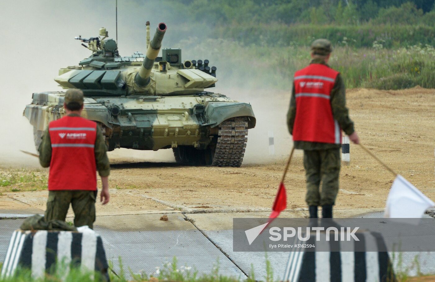 Tank Biathlon Stage 1: Individual race. Day One