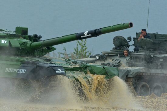 Tank Biathlon Stage 1: Individual race. Day One