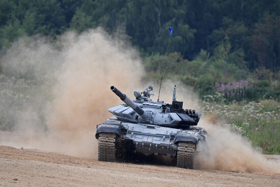 Tank Biathlon Stage 1: Individual race. Day One