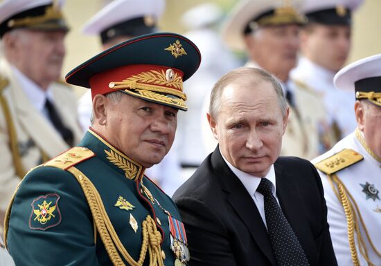 President Putin takes part in Navy Day celebrations