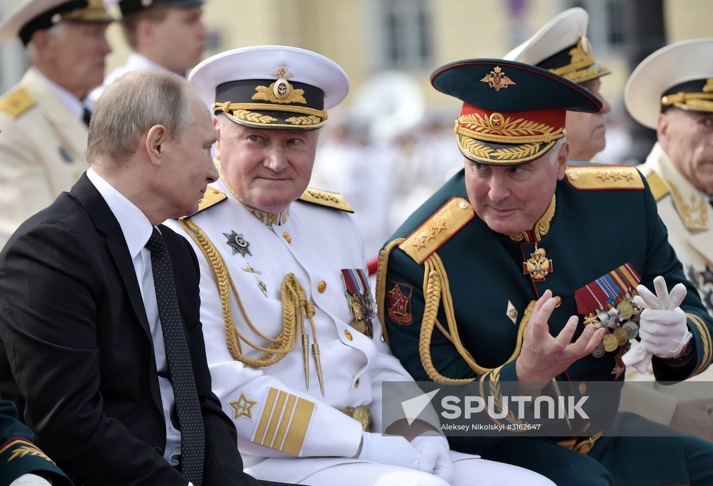 President Putin takes part in Navy Day celebrations