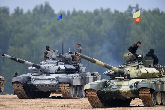Tank Biathlon Stage 1: Individual race. Day One