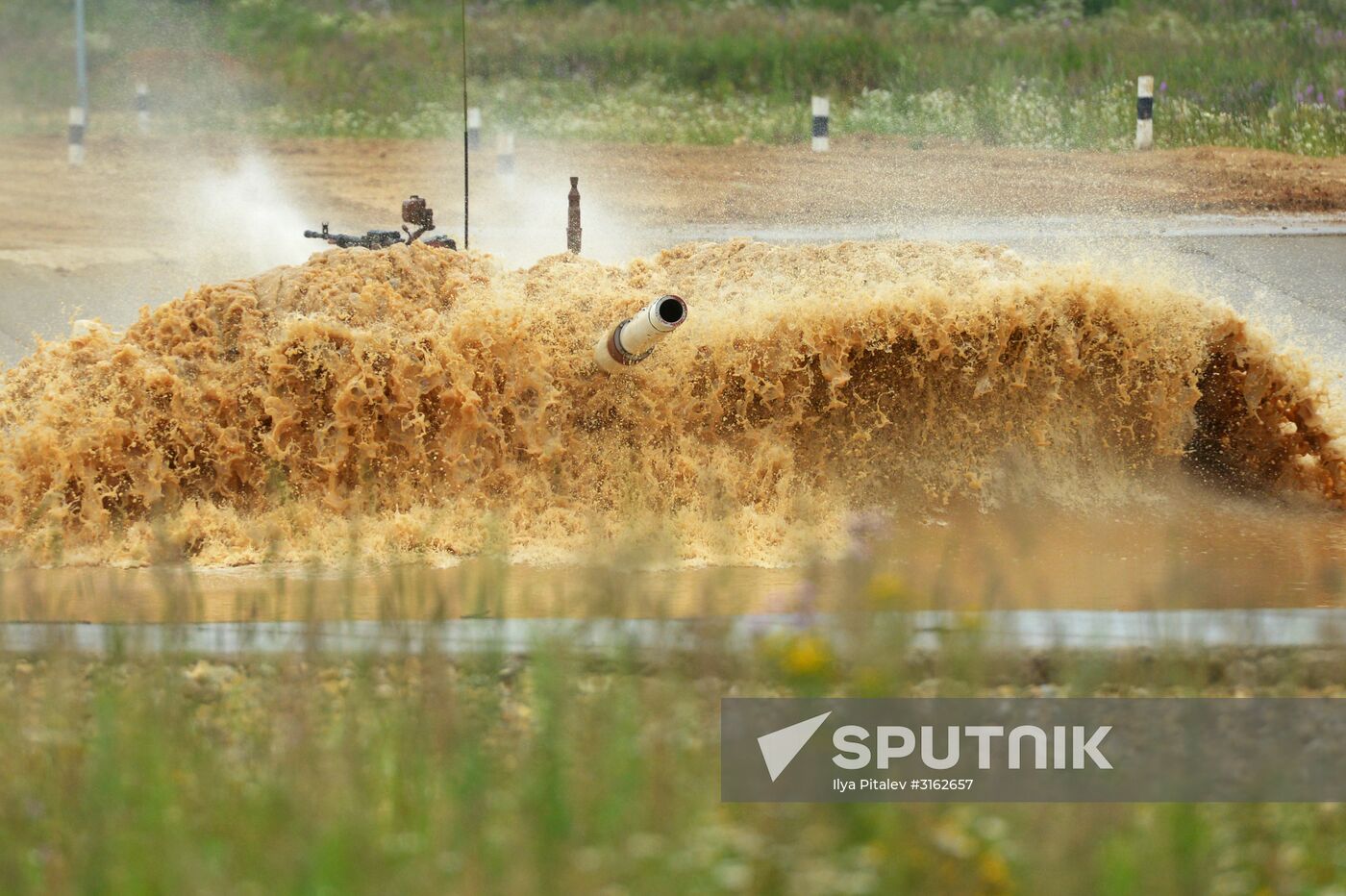 Tank Biathlon Stage 1: Individual race. Day One