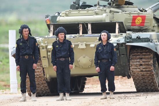 Tank Biathlon Stage 1: Individual race. Day One