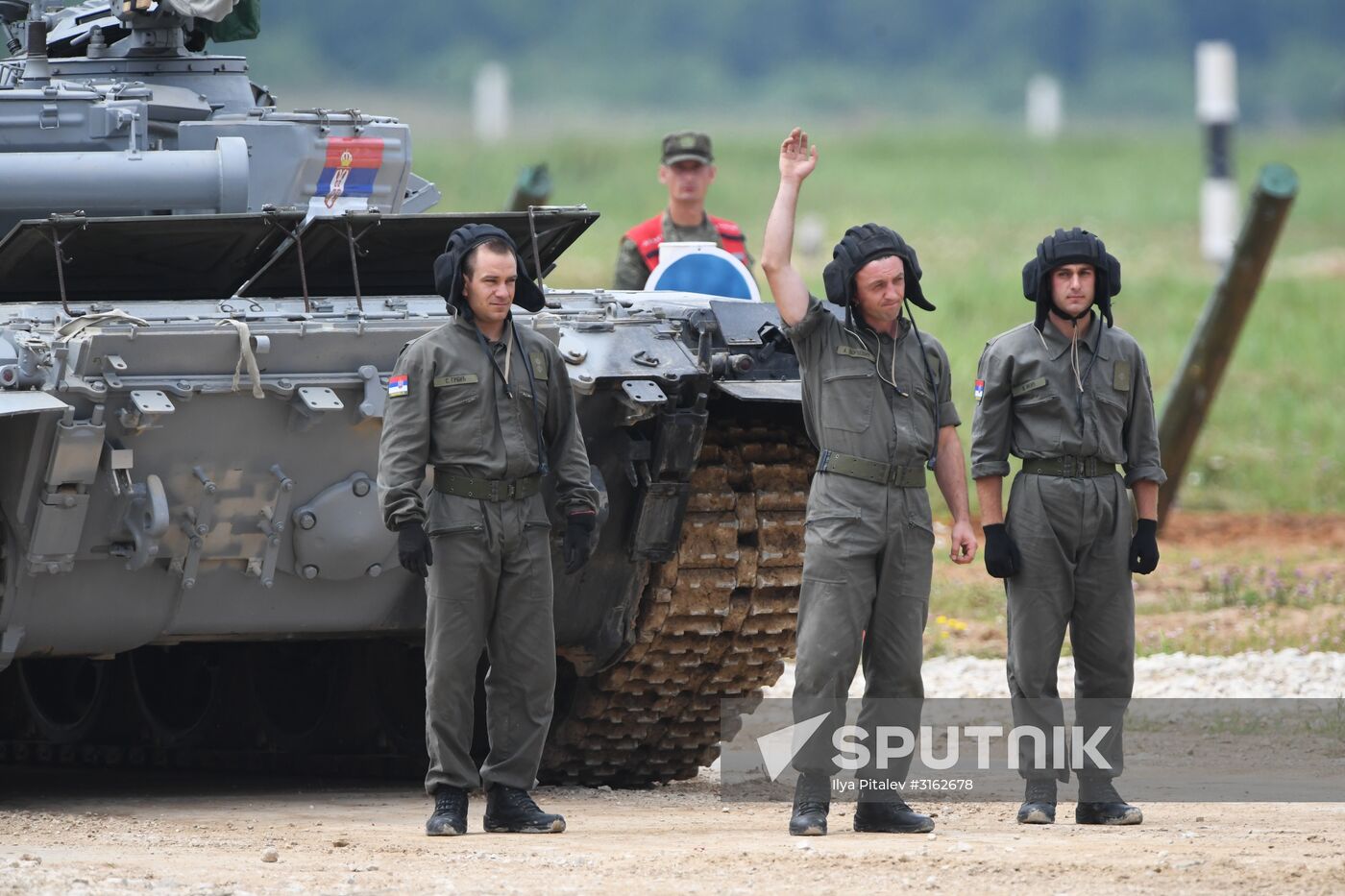 Tank Biathlon Stage 1: Individual race. Day One