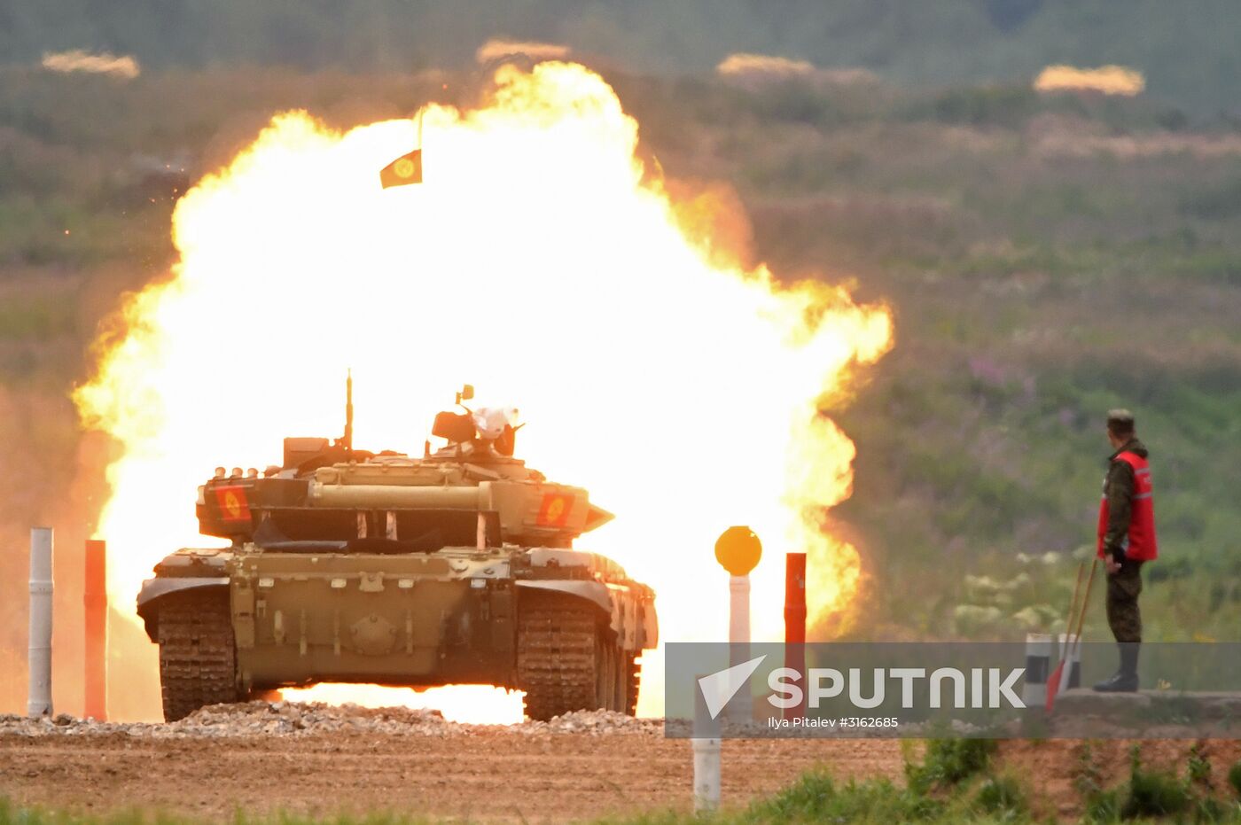 Tank Biathlon Stage 1: Individual race. Day One